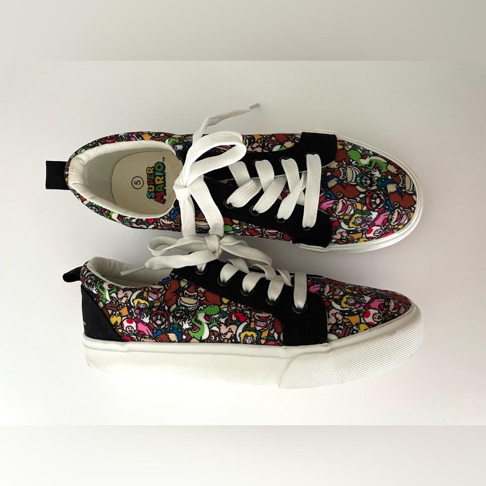 GroundUp | Nintendo Super Mario Shoes - Picture 3 of 6